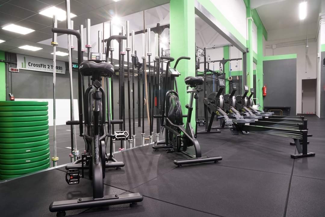 Olympic Weightlifting Training at CrossFit 2 Torri